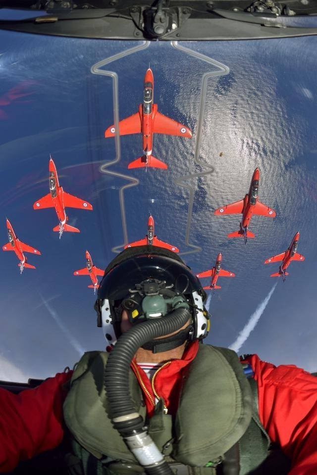 Top Gun pilot to share real life story of Red Arrows
