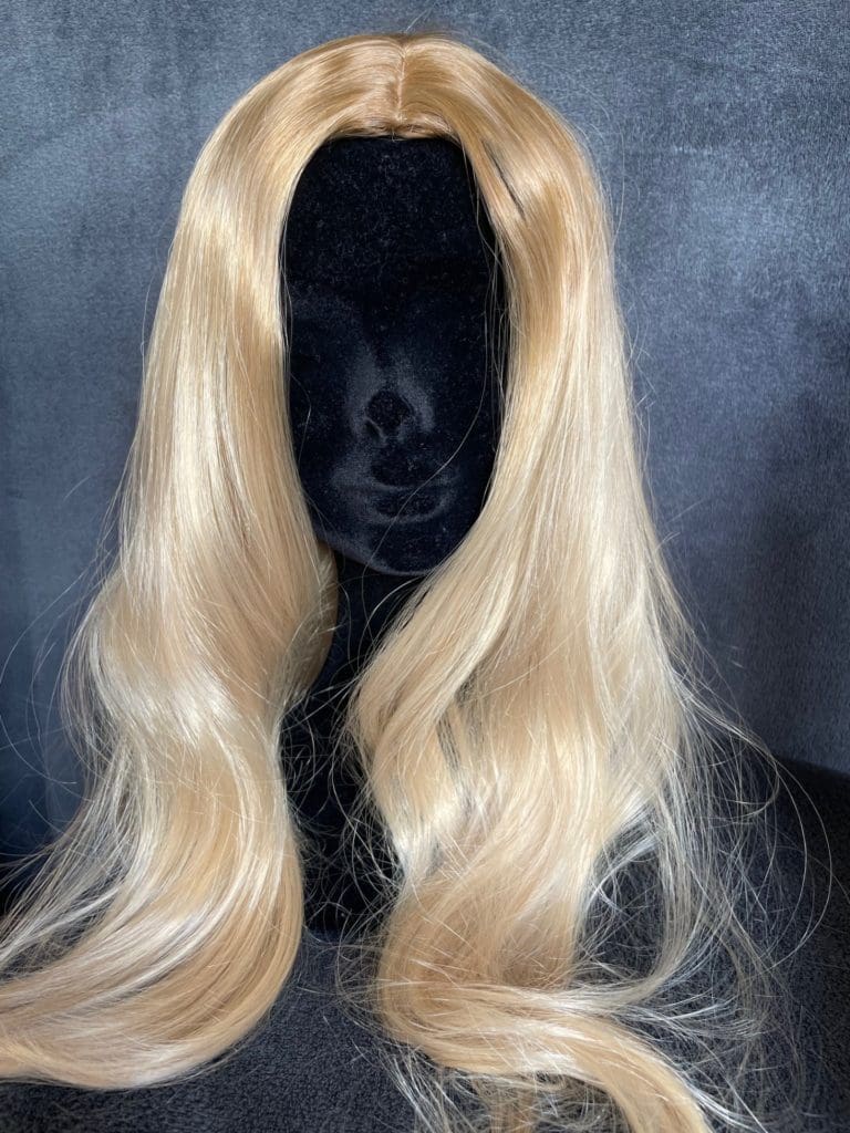 Blonde wig with a basic wig cap 073