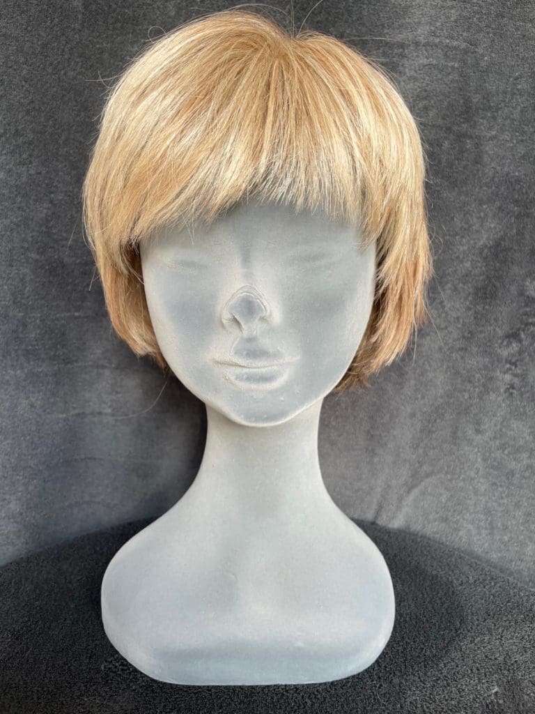 Blonde with a lace wig cap 079