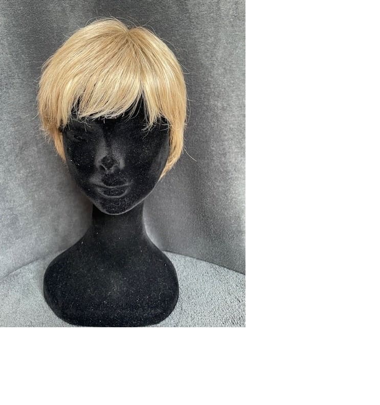 Blonde with a lace wig cap 122