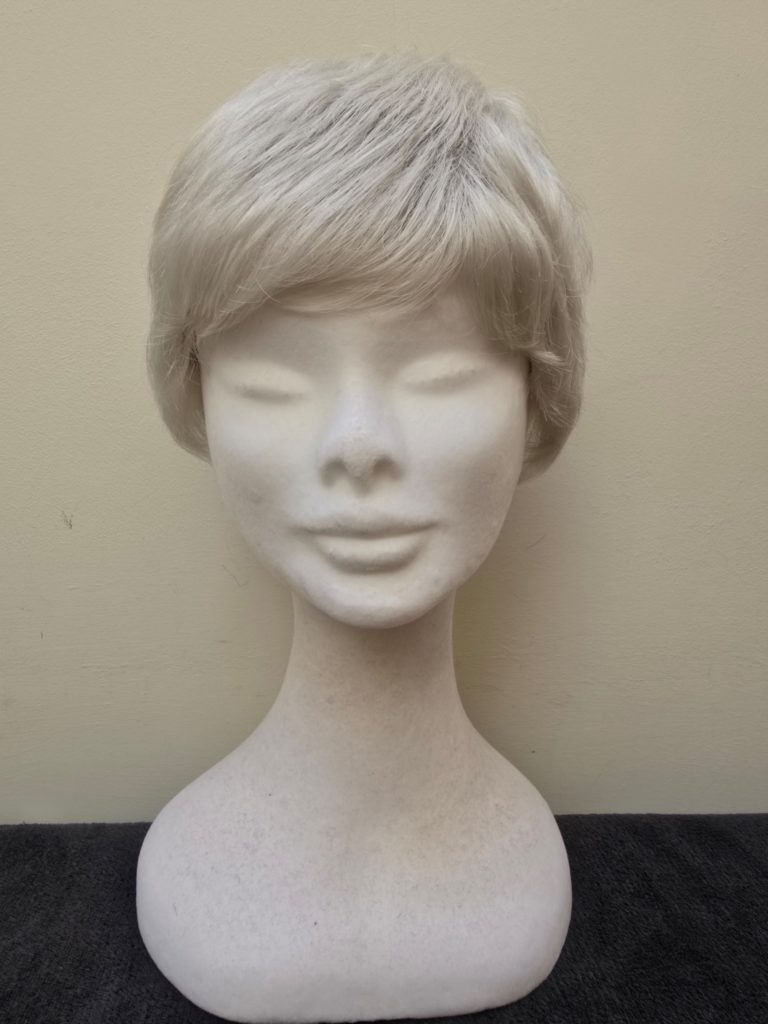 Grey with a lace cap 300