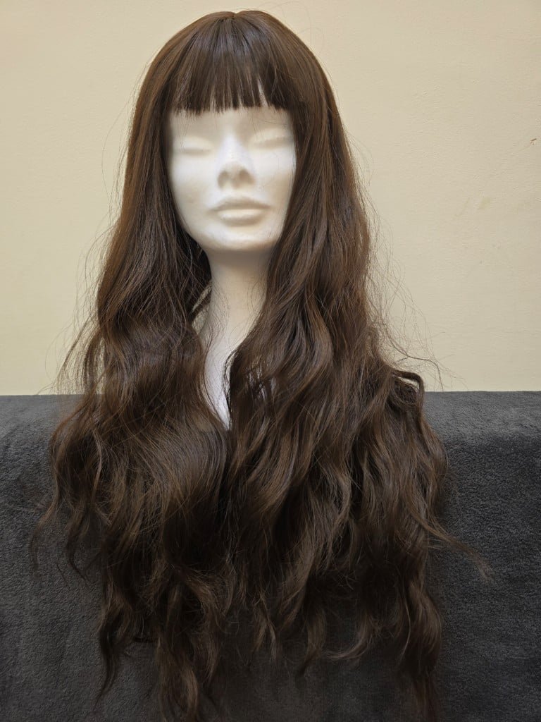 Brown with a lace cap 309