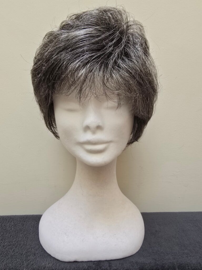 Grey with a basic cap 366