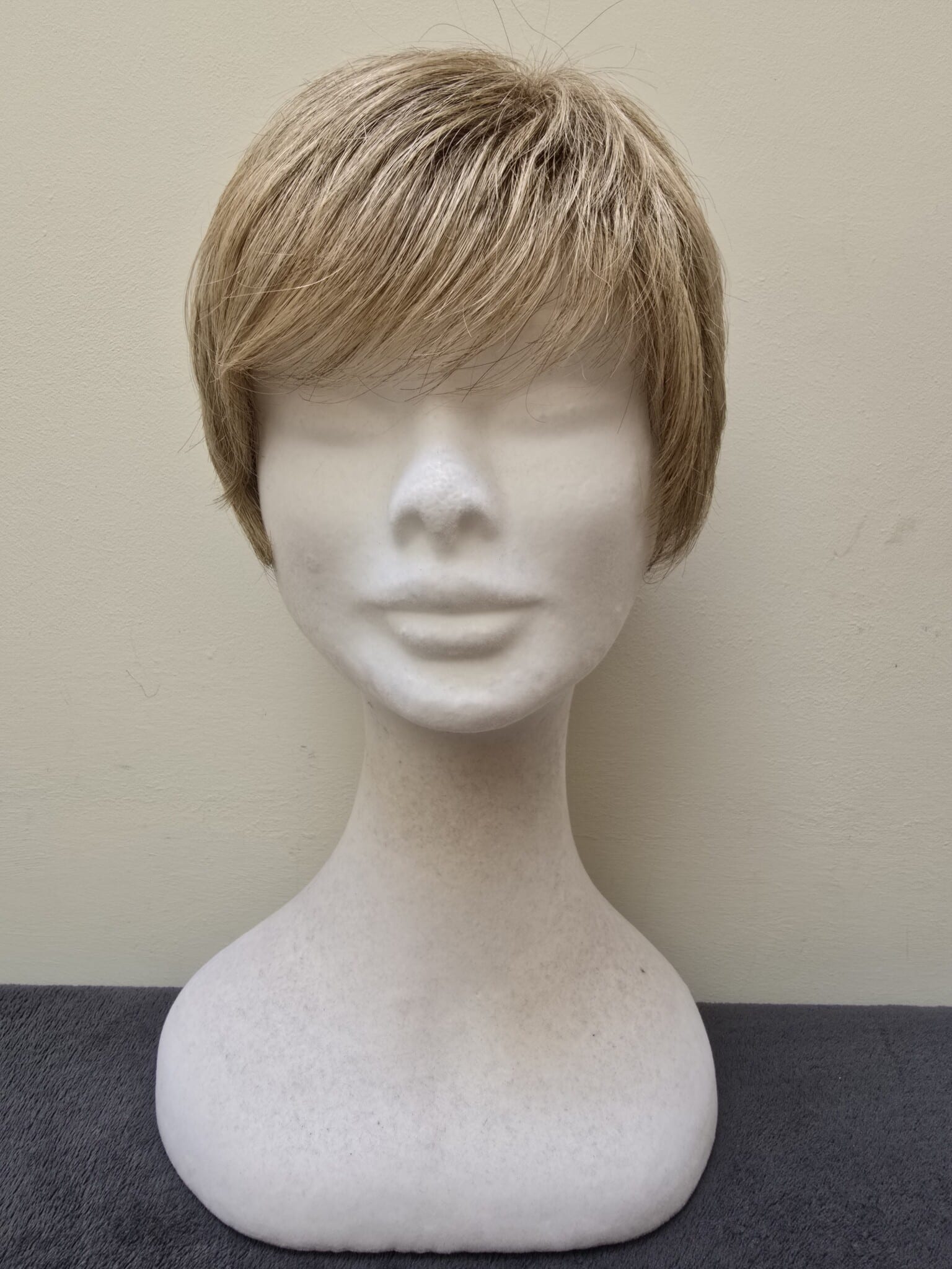 Blonde with a Basic Cap Wig No. 579